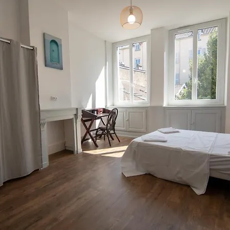 Apartment Hyper Centre - 3 - Gare - Wifi - Cosy